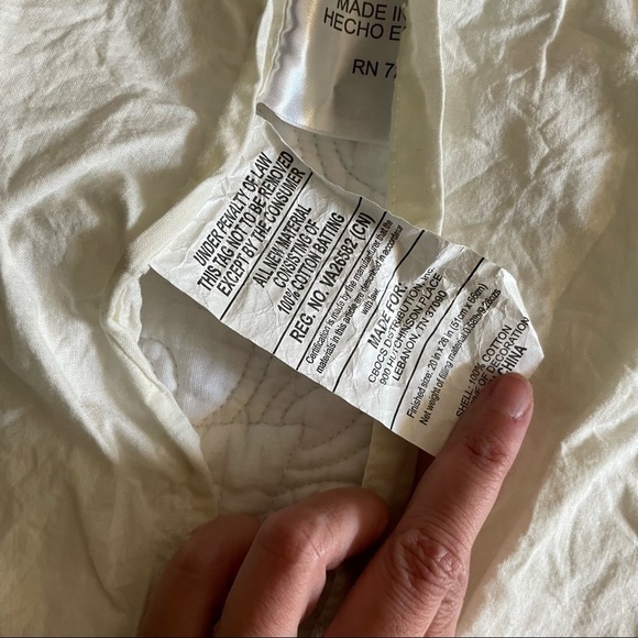 BRITANNICA HOME FASHIONS Quilted pillowcase - Picture 6 of 6